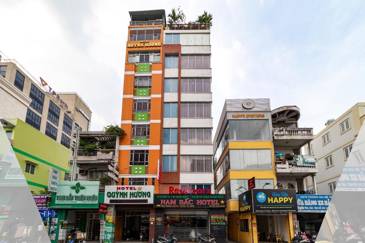 ホテル レッドドアーズ アット ファン ダン ルー ストリート ホーチミン市 エクステリア 写真